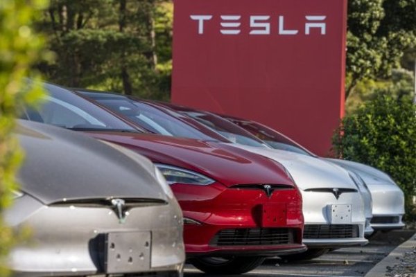 Tesla informa ganancias menores a las esperadas