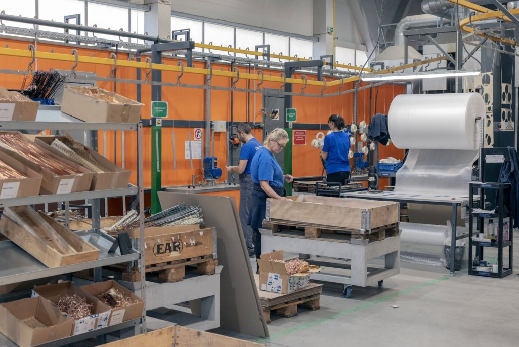 Las fábricas están a punto de revelar el alcance de una recuperación incipiente