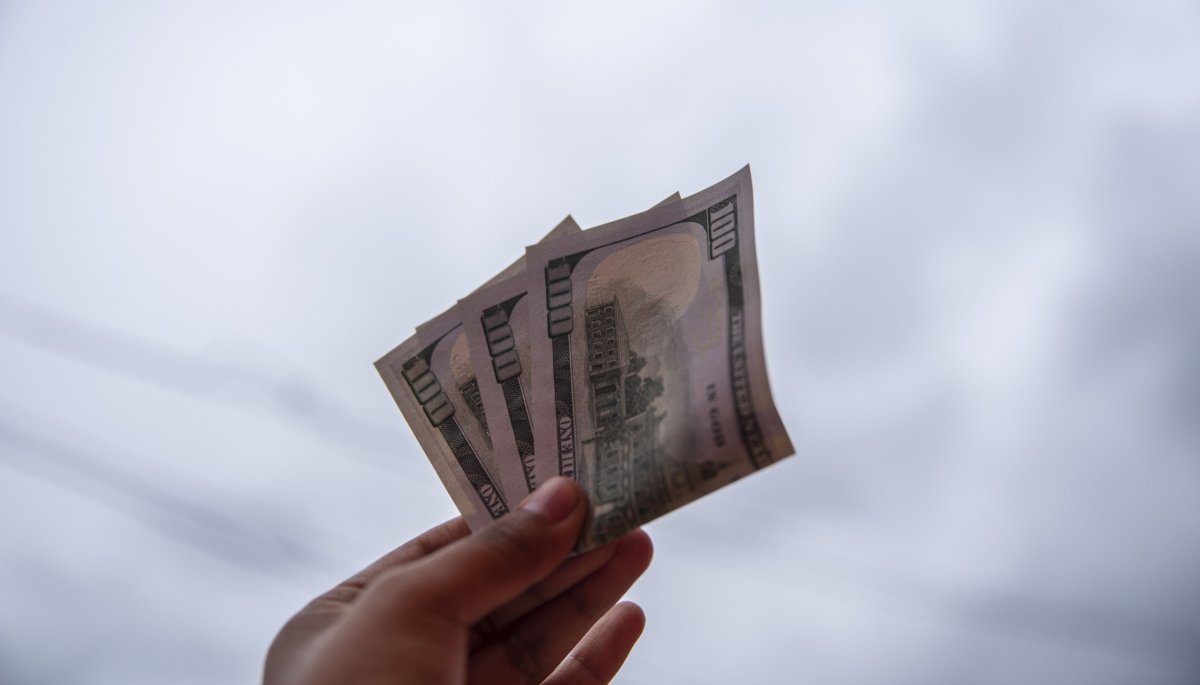 Precio del dólar sube a $975 en Chile hoy jueves 22 de febrero