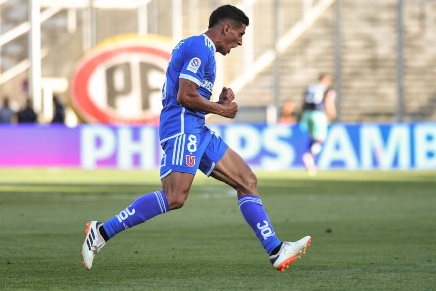 Poblete se transformó en el nuevo héroe de Universidad de Chile