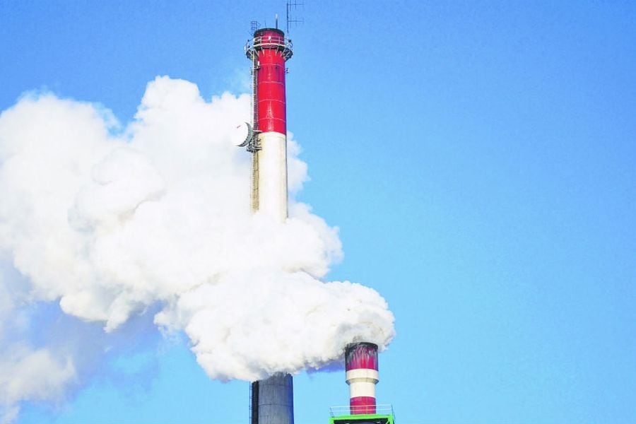 Gas inflexible: directores de Colbún, Enel, y exministros de Energía entre los más de 40 testigos citados en demanda contra la CNE