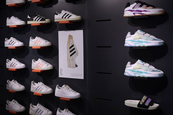 Adidas mantiene una perspectiva decepcionante sobre sus resultados en medio de altos inventarios