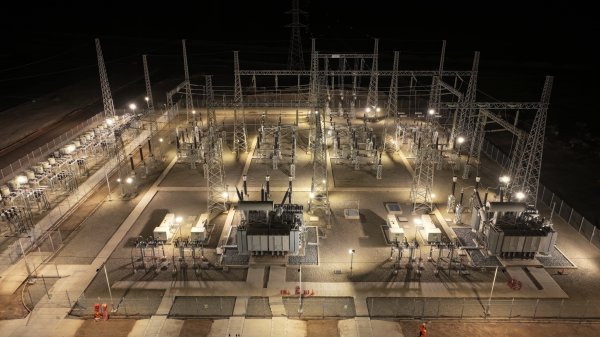 Generadora Metropolitana inicia puesta en servicio de planta solar que involucra una inversión de US$ 980 millones