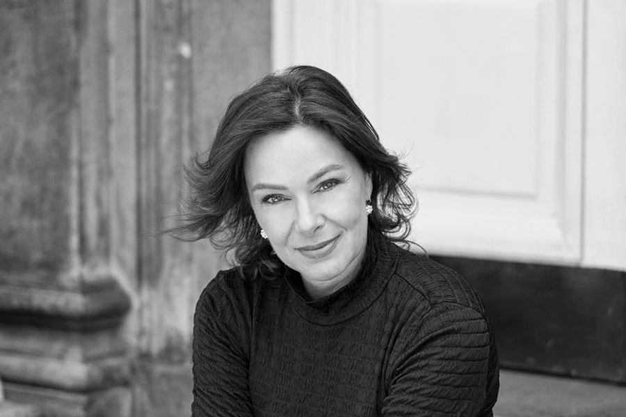 Karen Codner presenta su segunda novela Todos nuestros fuegos