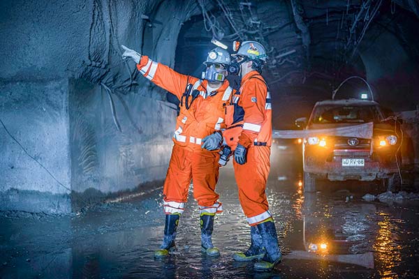 Minería duplica sueldo promedio del país