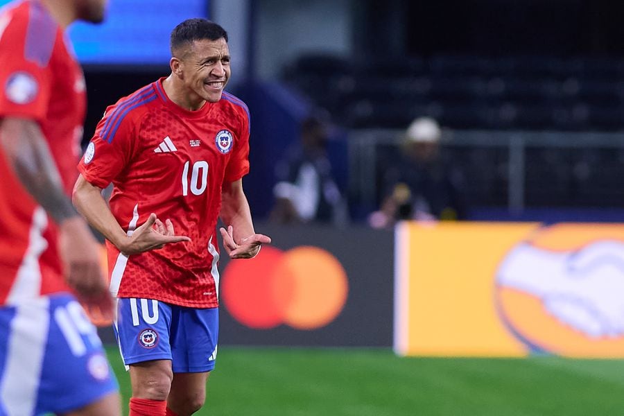 Alexis Sánchez critica la preparación de Chile previo a la Copa