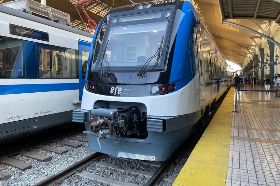 Servicio de trenes en Concepción y Valparaíso se suman a paralización de servicio para este lunes