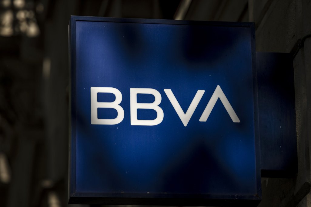 BBVA debería enfrentar juicio por espionaje corporativo