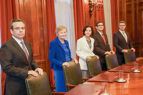 Banco Central recorta la tasa de interés, pero anticipa una pausa para los próximos meses
