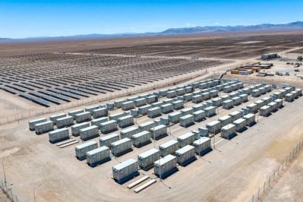 Gobierno inicia trabajo para definir plan que impulse almacenamiento de larga duración