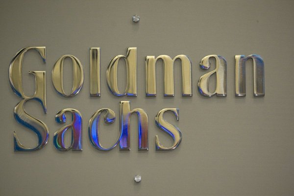 Goldman dice que mercado laboral de EEUU está en punto de inflexión y mantiene su proyección de dos bajas de tasas este año