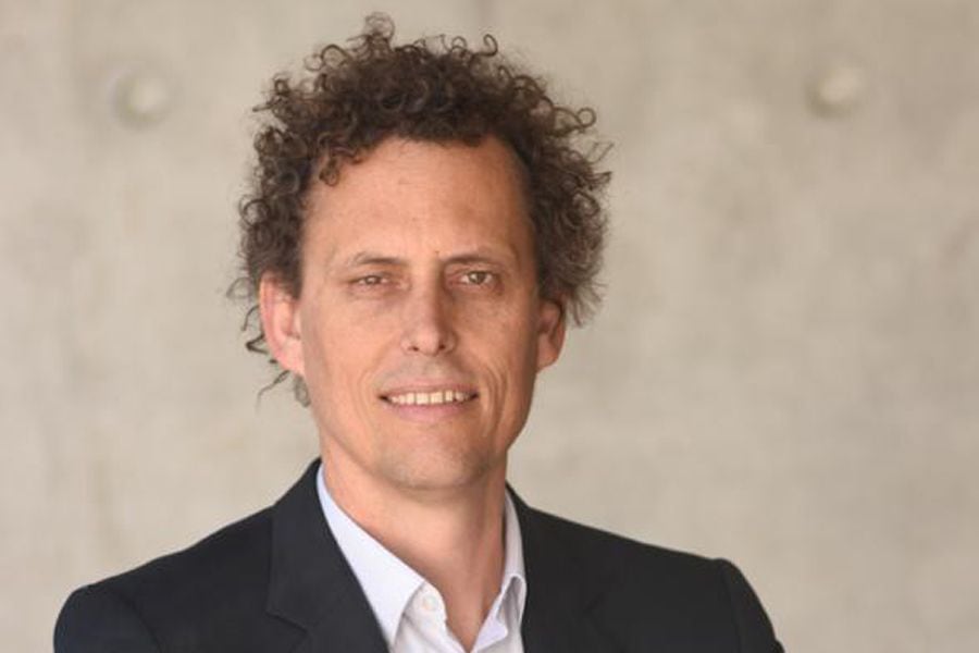 Seebach afirma que repago de tarifas eléctricas terminará en 2030