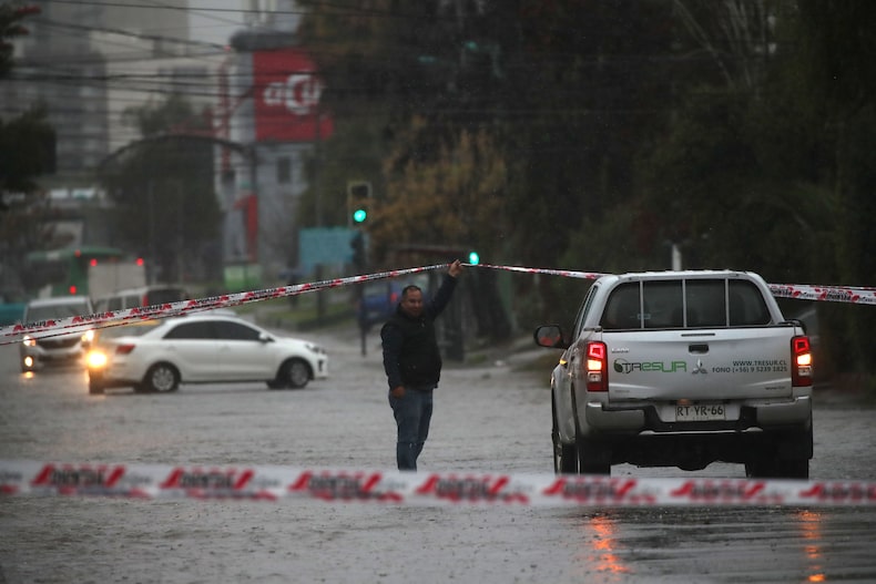 Lluvia en Santiago 21/6/2024