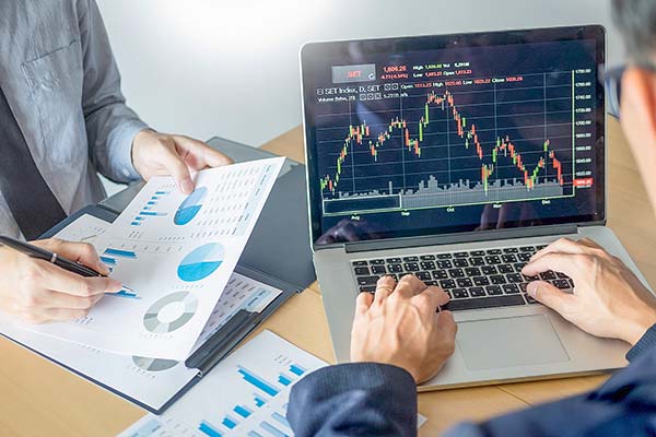 AGF en alerta por incremento de costos operacionales tras nuevas normas de la CMF