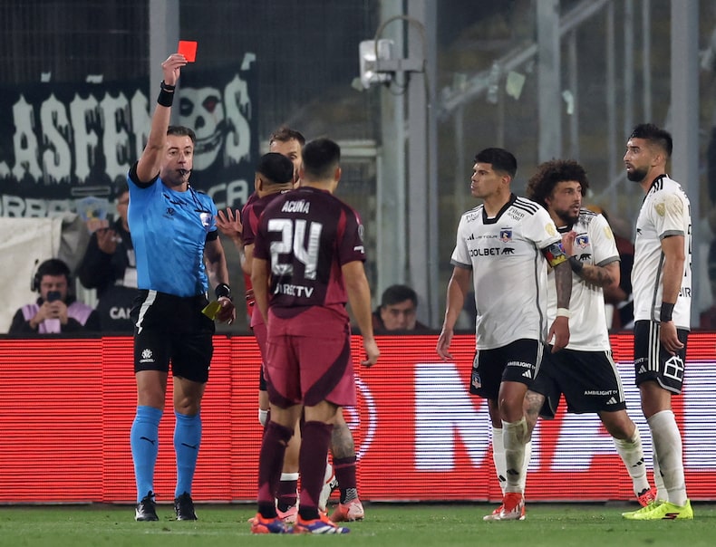 Copa Libertadores - Cuartos de Final - Ida - Colo Colo v River Plate