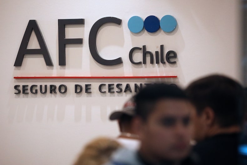 Fotografías Referenciales Seguro de Cesantía 16/04/2024.