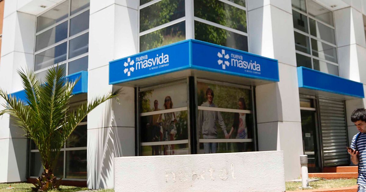 Los problemas de flujo que podrían complicar pago del bono de matriz de isapre Nueva Mas Vida