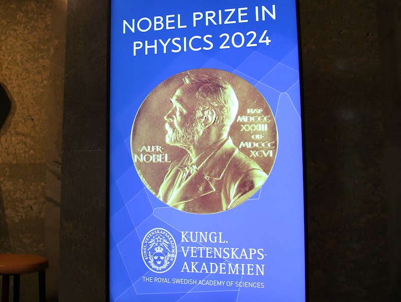 Una vista del cartel del Premio Nobel de Física en la Real Academia Sueca de Ciencias de Estocolmo