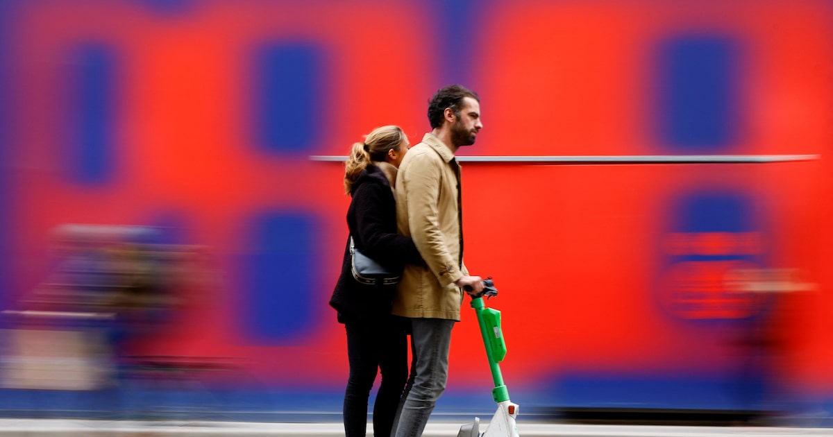 Madrid ya tiene fecha para el fin de los scooters eléctricos de arriendo