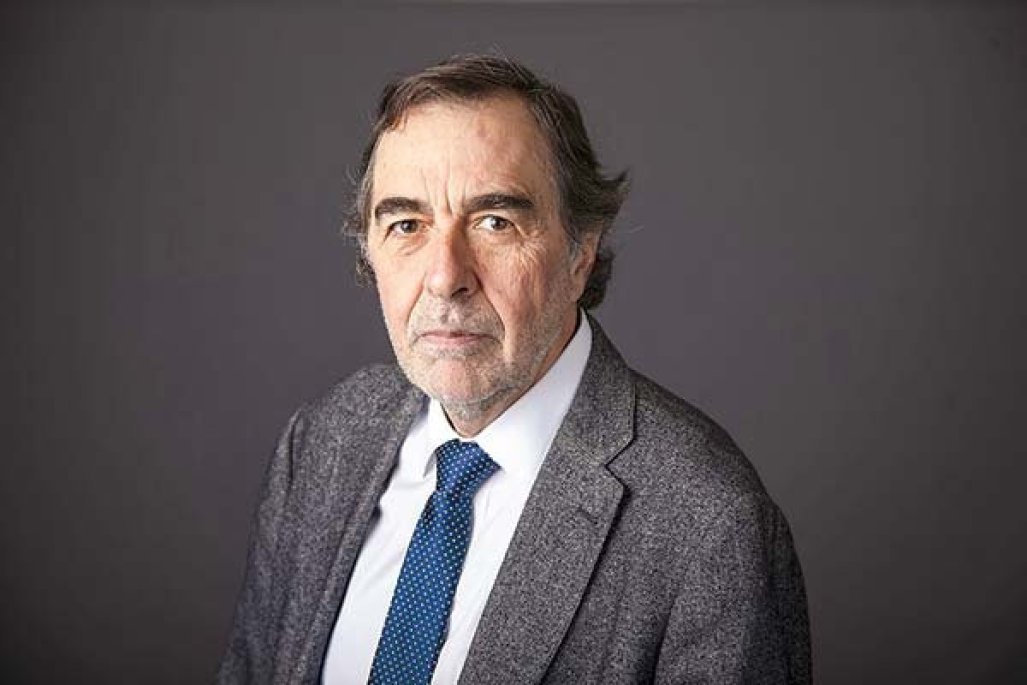 Defensa de Sergio Muñoz califica aprobación conjunta de acusaciones en la Cámara como “violación a los derechos humanos”