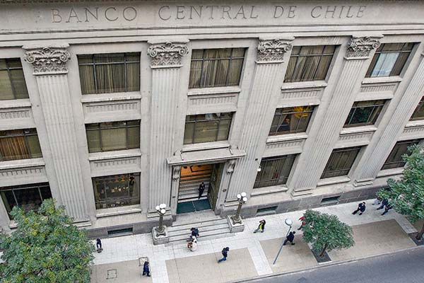 En una votación dividida, el GPM recomienda al Banco Central reducir su tasa en 25 puntos base este jueves