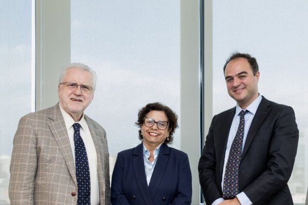 Repuesto tras paso por la UTI, Máximo Pacheco retoma actividades y presenta a gerente en Salar de Maricunga