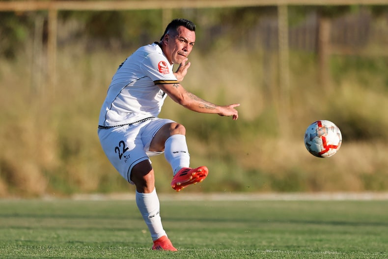 Esteban Pares es protagonista en el Ascenso a sus 44 años.