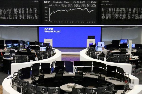 Estímulos de Beijing no cumplen expectativas, mientras bolsas europeas se animan a la espera de datos económicos