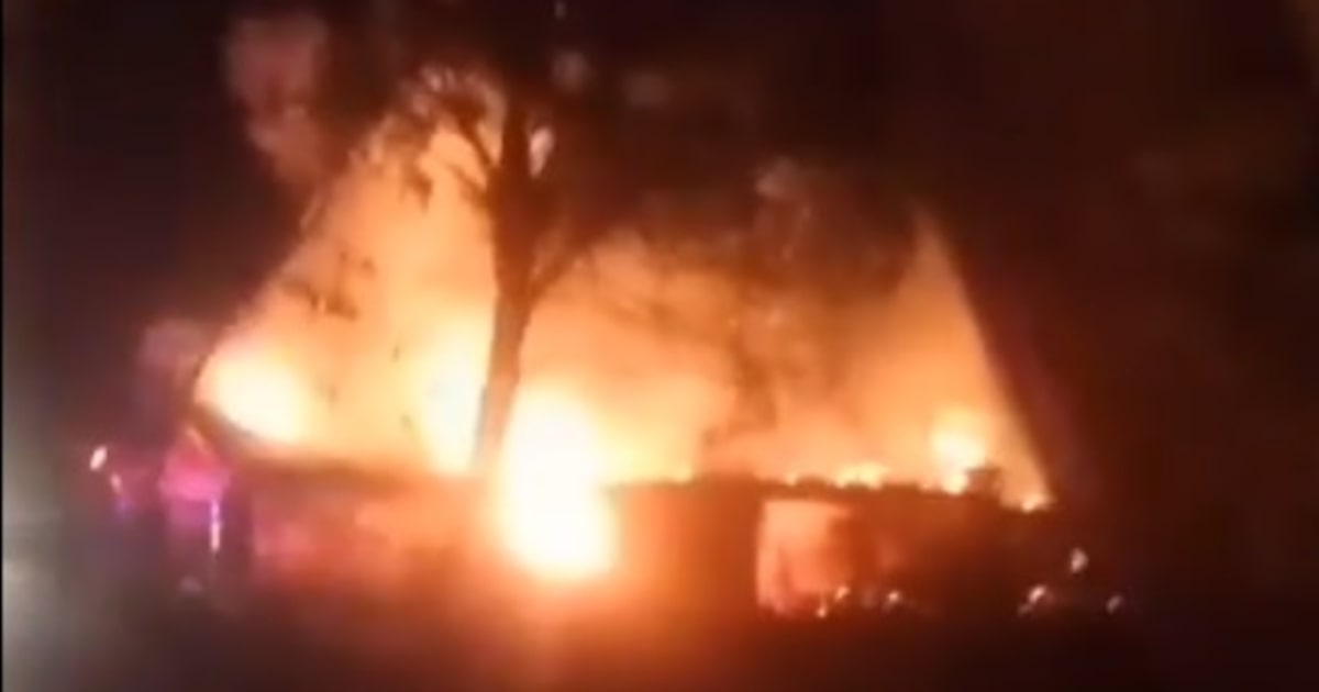 Indagan presunto doble antentado incendiario en Victoria