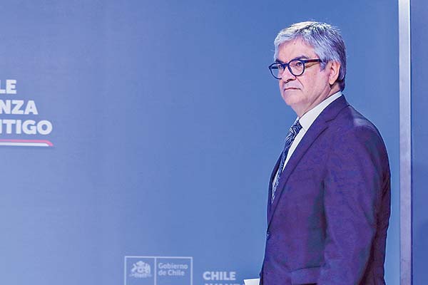 Marcel admite que Imacec de septiembre fue decepcionante