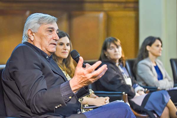 Marfán y nueva ley de Pesca: “Es como hecha por la comisión constituyente, la primera, la de Elisa Loncón”