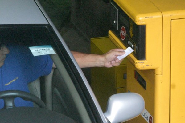 Municipio de Vitacura escala conflicto con dueños de estacionamientos concesionados