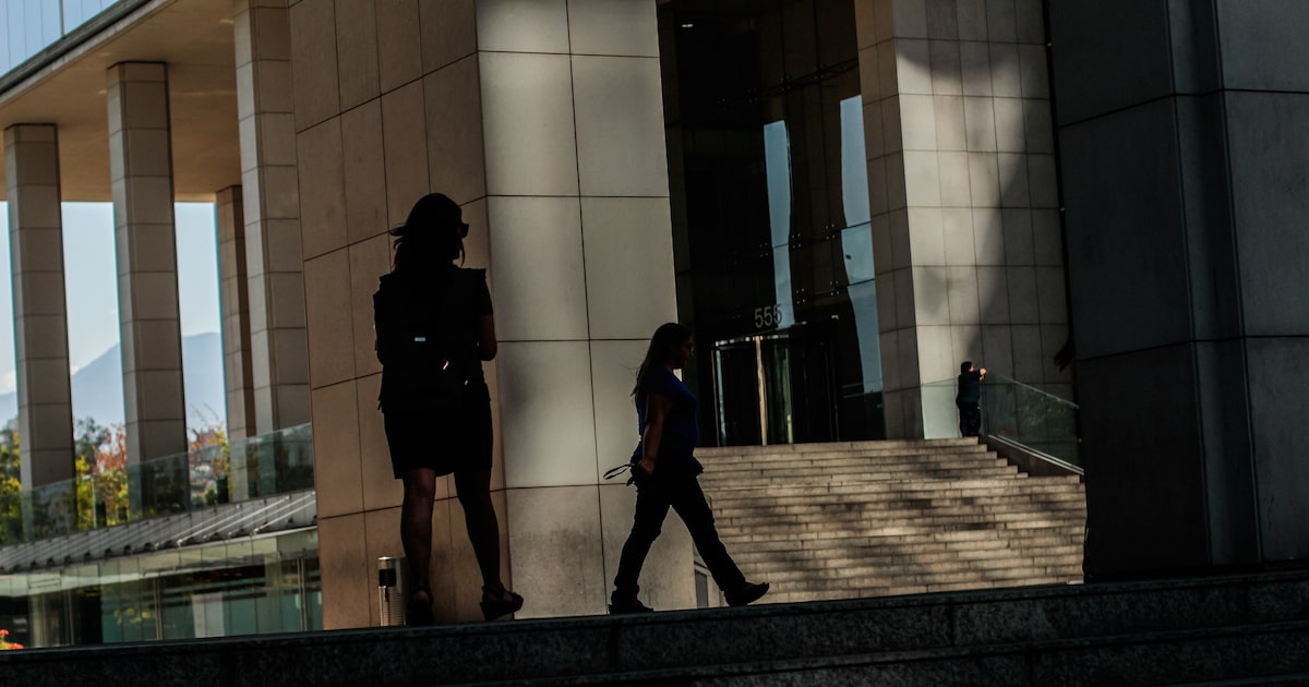 Estudio: mujeres están menos satisfechas en sus trabajos