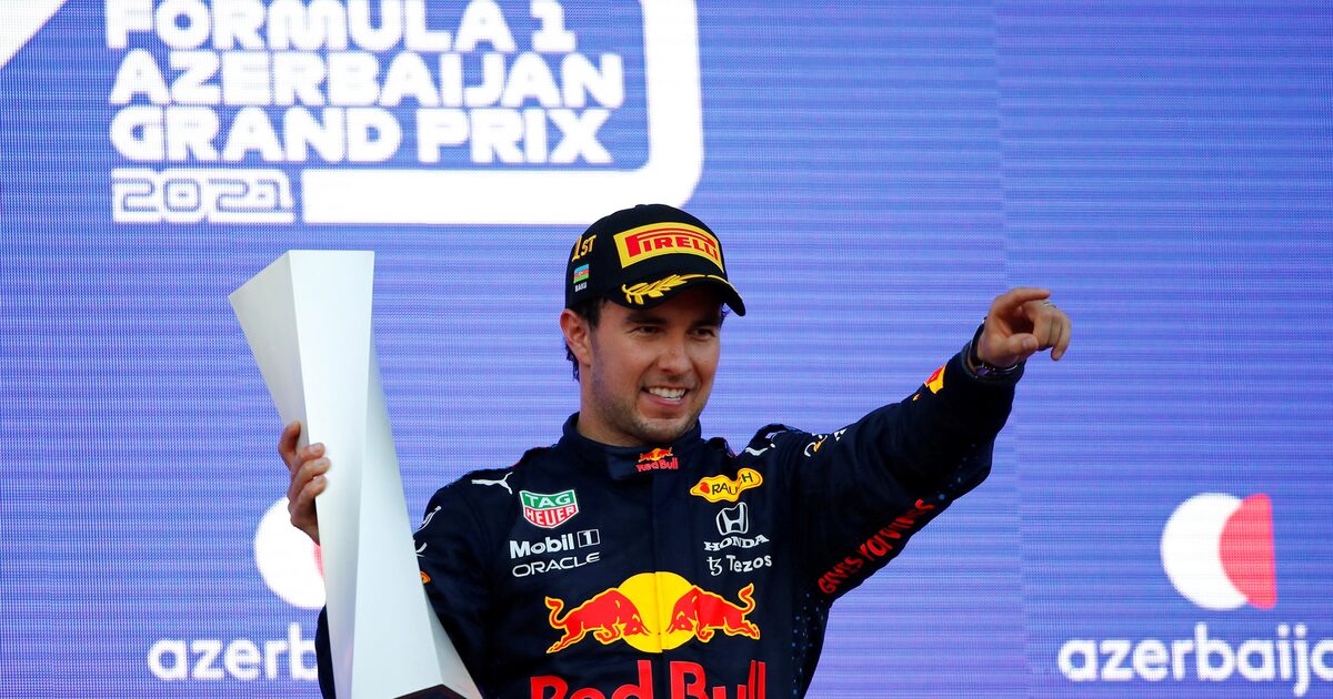 Padre de Checo Pérez aborda el futuro del piloto mexicano