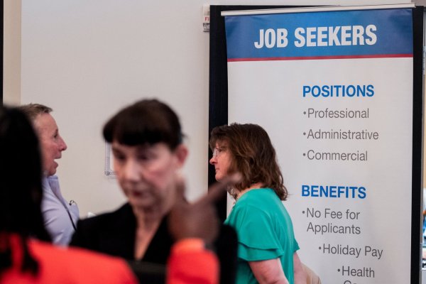 La economía de EEUU agregó 227 mil nuevos puestos de trabajo en noviembre