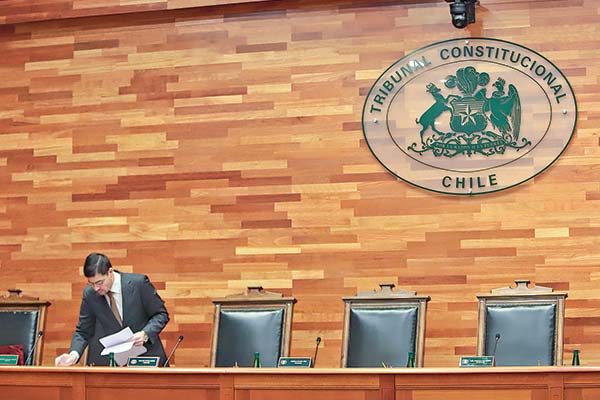 UDI en picada contra “perdonazo” a migrantes