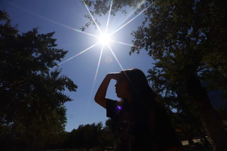 “Hoy podríamos alcanzar un récord”: meteorólogos advierten sobre intensa ola de calor en la RM y el resto de Chile