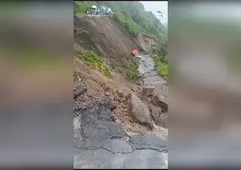 Colapsa un tramo de la carretera Cajamarca-Trujillo tras intensas lluvias