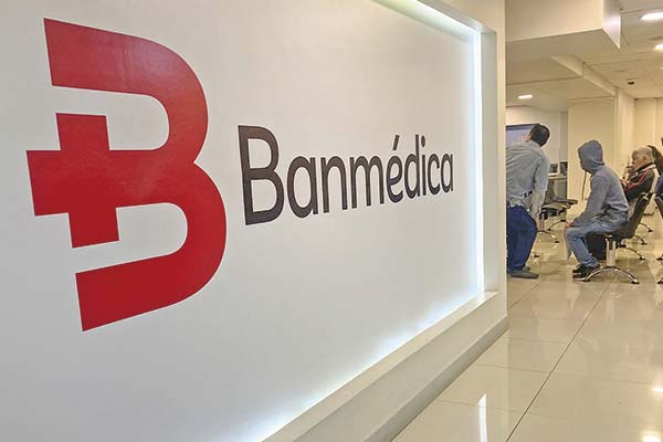 Empresas Banmédica fortalece su estructura financiera y aprueba aumento de capital por US$ 480 millones