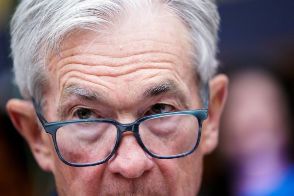 Powell advierte que no hay que dar demasiada importancia al dato de IPC en EEUU, aunque admite que superó previsiones