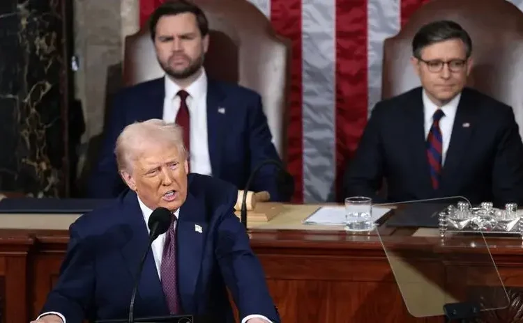 Donald Trump pide al Congreso imponer la pena de muerte a todo el que asesine a un policía