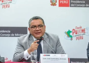 Santiváñez rechaza denuncia sobre presuntas coimas a jueces o fiscales: “Es fácil hablar sin fundamento”