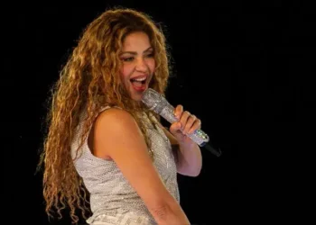 Shakira suspende concierto en Santiago de Chile por problemas técnicos, reportan medios locales