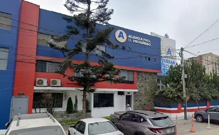 Caso Yesenia Lozano Millones: APP defiende contratación de militante en el Congreso