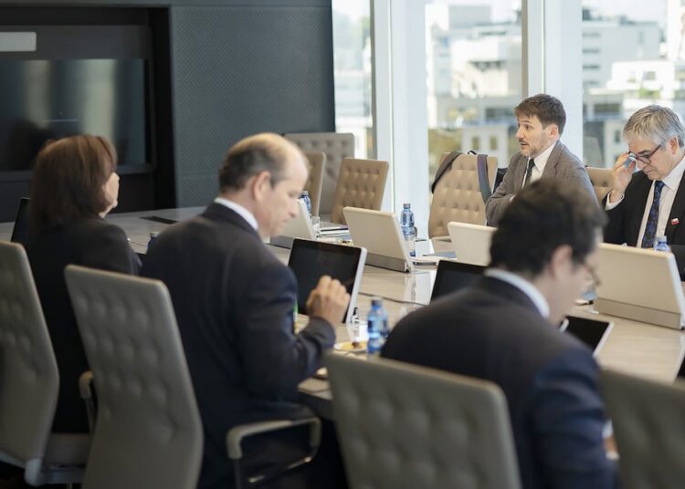 Enap anuncia plan de inversiones por US$3.788 millones y reduce deuda a su menor nivel en 15 años