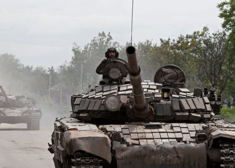 Rusia y Ucrania se acusan mutuamente de romper la tregua de Pascua mientras Trump apuesta a un acuerdo “esta semana”