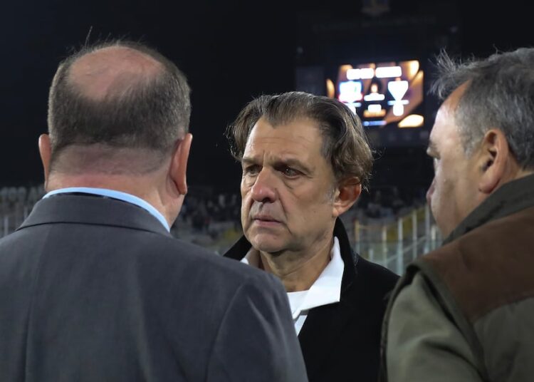 Un acongojado Aníbal Mosa asegura que Colo Colo “está de luto” y Edmundo Valladares declara “el fin de Estadio Seguro”
