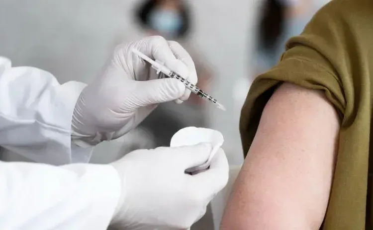 ¿Qué dice la ciencia sobre la efectividad de una sola dosis de la vacuna contra el VPH?