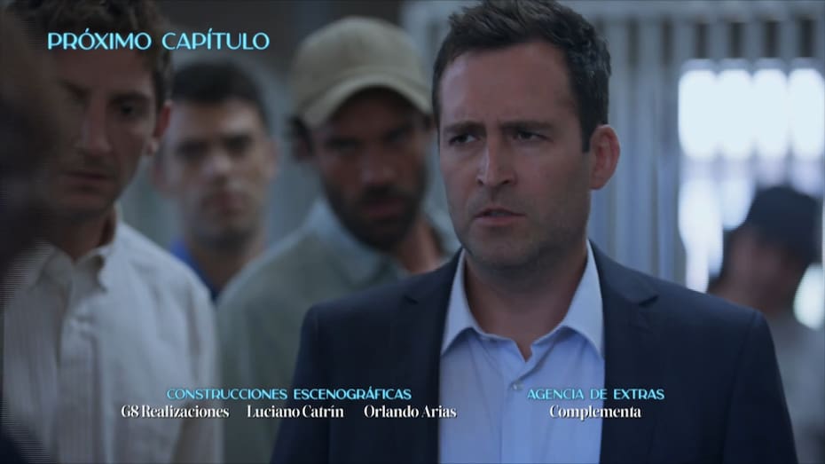 Este es el momento de Tomás antes de ser golpeado por Alexandra.
