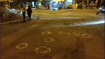 Las marcas muestran los cartuchos de bala.